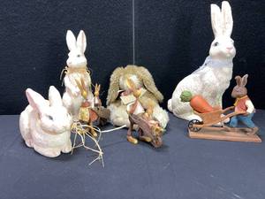 lot 1566 image: EASTER BUNNY LOT
