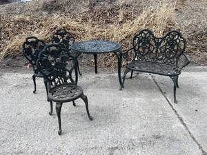 lot 1569 image: Child Sized Metal Table 3 Chairs and Bench