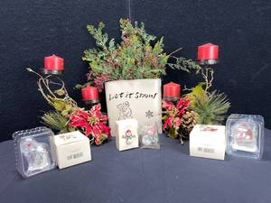 lot 1573 image: HALLMARK 2007 SNOWMEN ORNAMENTS AND OTHER ITEMS