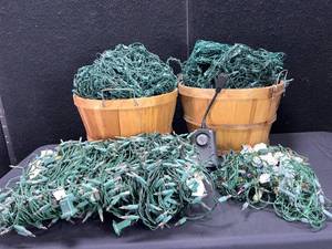 lot 1593 image: STRING LIGHTS LOT WITH BASKETS