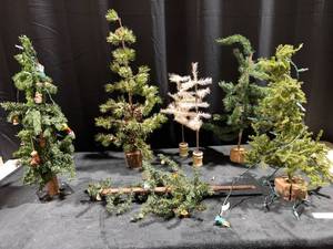 lot 1480 image: TABLE TOP ARTIFICIAL TREES