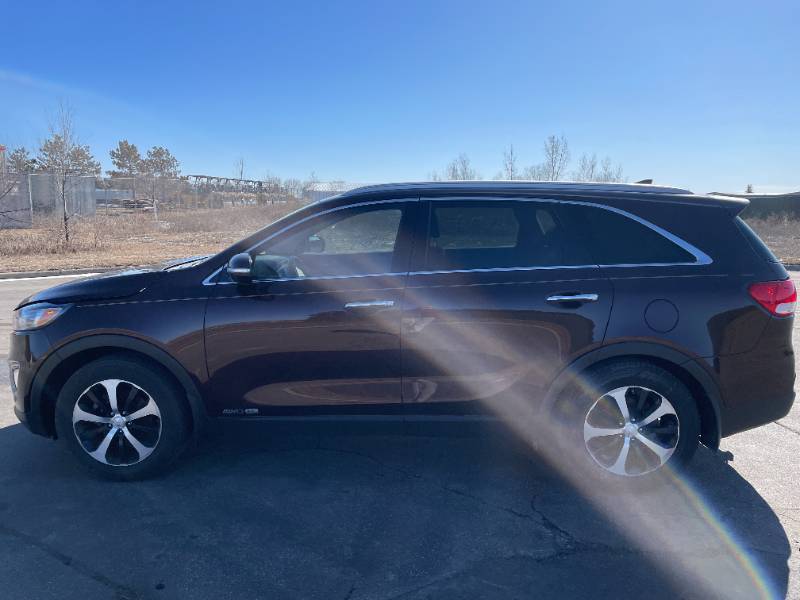 2016 Kia Sorento EX V6 - AWD