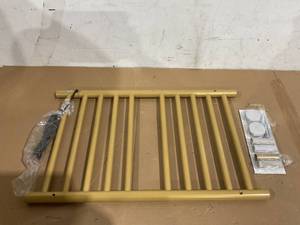 lot 140 image: Towel Warmer Drying Rack