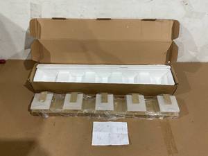 lot 145 image: 5 Light LED Gold Bathroom Vanity Fixture 36