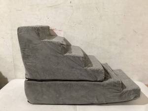 lot 511 image: Pet Stairs, Grey, Measures 29 x 16 x 20