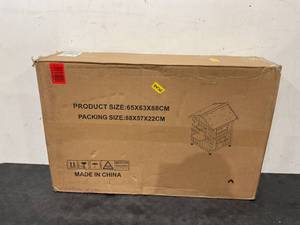 lot 59 image: Chicken Coop 26x25x35