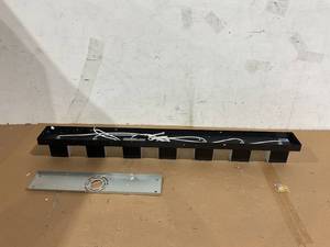 lot 499 image: Ralbay 46 LED Modern LED Black Vanity Lights Fixtures 7 Lights Acrylic Matte Black
