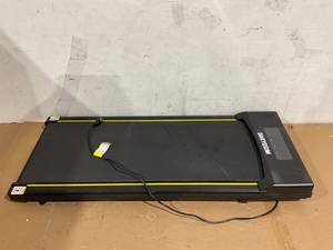 lot 557 image: Walking Pad, Under Desk Treadmill for Home Office, DAEYEGIM 2 in 1 Portable Walking Treadmill with Remote Control