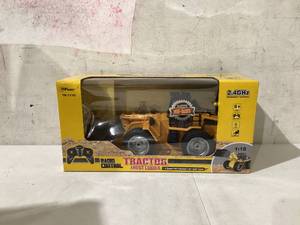 lot 532 image: Top Race 6 Channel Full Functional Front Loader RC Remote Control Construction Toy Tractor Lights & Sounds 2.4Ghz Remote Control