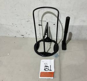 lot 387 image: Manual Log Splitter With Sledge Hammer