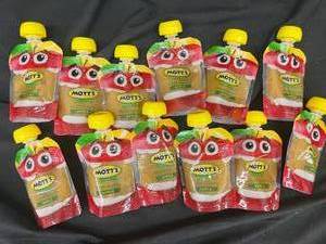 lot 58 image: Motts Apple sauce 12 packs