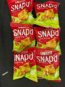 lot 214 image: Cheez it Snapd Jalepeno