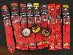 lot 221 image: Jack Links Variety Bag