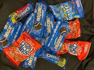 lot 632 image: Cookie Grab Bag 1&nbspBest&nbspBy 01252024