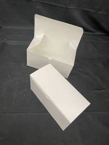 lot 711 image: Cardboard Lunchboxes Case Of 250