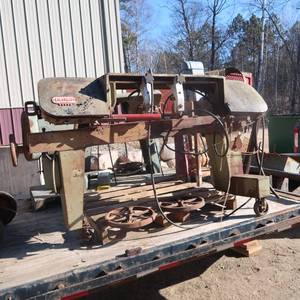 lot 14 image: KALAMAZOO METAL CUTTING BAND SAW