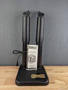 lot 53 image: PEET, Original Electric Shoe & Boot Dryer E