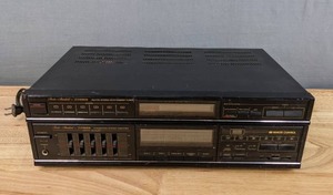 lot 110 image: Vintage Studio Standards by Fisher Integrated Stereo Amplifier E