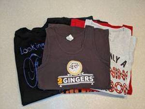 lot 431 image: Five T-Shirts Cabellas Chic George Wound Up 2 Gingers Various Sizes P
