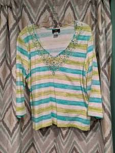 lot 435 image: Lark Lane Womens V-Neck Top Beading Greens Striped Size XL P
