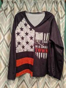 lot 448 image: New Womens Top Try That In A Small Town Size 1X P