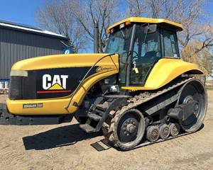 lot 57 image: 1995 CAT Challenger 45 Tractor