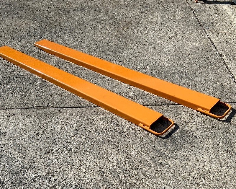 lot 125 image: Pallet Fork Extensions  76 inches