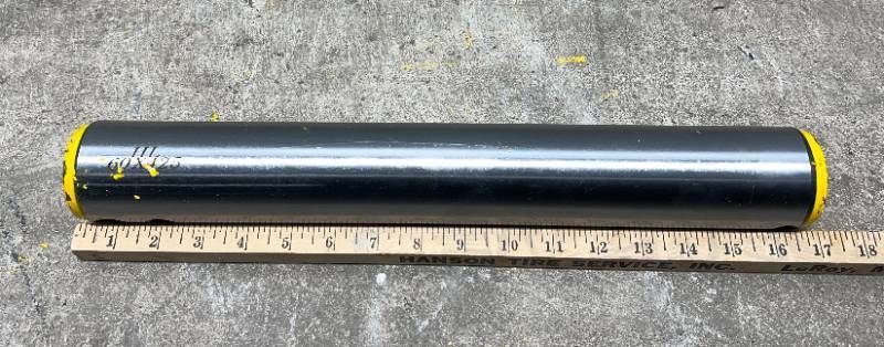 lot 232 image: LANDHERO Universal Bucket Pins, 4 pcs, 60mm x 425mm