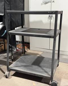 lot 311 image: Media Cart
