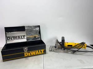 lot 312 image: DEWALT DW682 PLATE JOINER WITH CASE