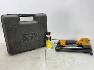 lot 314 image: STANLEY BOSTITCH STAPLE GUN MODEL S32SX