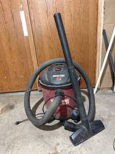lot 346 image: SHOP VAC