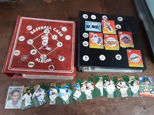 Approx. 1000 Baseball Cards In Sheet Protectors In 2 Albums