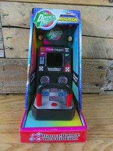 Tiny Arcade -Dance Dance Revolution