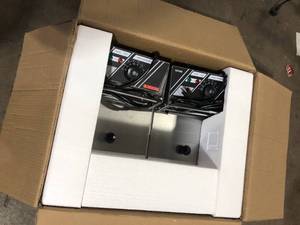 VEVOR Commercial Electric Deep Fryer 18.2 qt. Electric Countertop Fryer 3000 Watt Stainless Steel Dual Deep Fryer, Silver Customer  Returns See Pictures