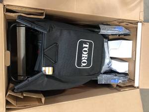 Toro 60V 21in Push Lawn Mower 4Ah Kit Customer Returns See Pictures