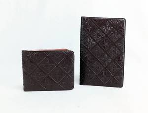 lot 54 image: Vintage Early 1960s Leather Wallet and Notepad Holder by Brown & Bigelow Remembrance LIne
