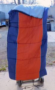 lot 74 image: Lightweight Sleeping Bag