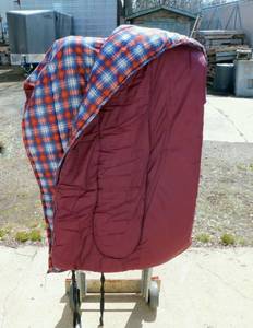 lot 75 image: Lined Sleeping Bag