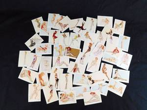 lot 11 image: Lot of 50 Vintage 1993 Alberto Vargas Pinup Trading Cards