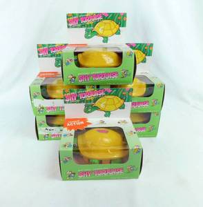 lot 89 image: Lot of 6 Battery Operated Shy Tortoise Toys
