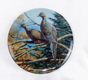 lot 98 image: Vintage 1983  Mourning Doves by David Maass Limited Edition Numbered Collectible Plate