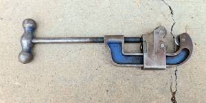 lot 77 image: Craftsman Pipe Cutter No 2 R