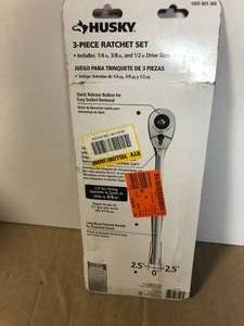 Husky 144-Position Ratchet Set with EVA Tray (3-Piece)  Customer Returns See Pictures
