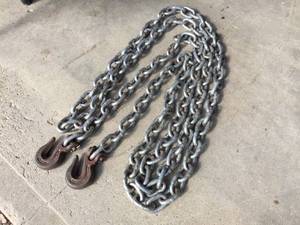 lot 20 image: 15 Ft. FXZ Heavy 38 Chain with Hooks