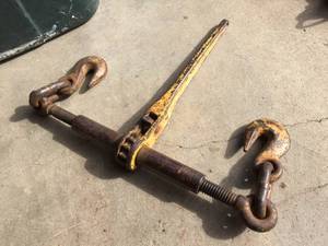 lot 21 image: 9200 Lb. Ratcheting Load Binder