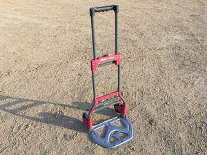 lot 29 image: Milwaukee Folding Cart - 150 Lb.