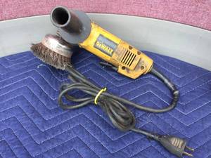 lot 56 image: Dewalt DW402 Angle Grinder 4 12