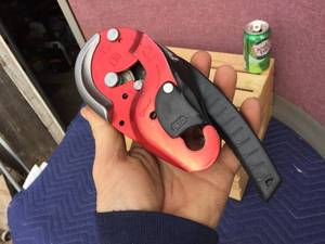 lot 76 image: Petzl F-38920 Self Braking Descender
