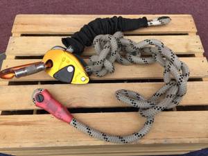 lot 83 image: Petzel Grillon Adjustable Positioning Lanyard